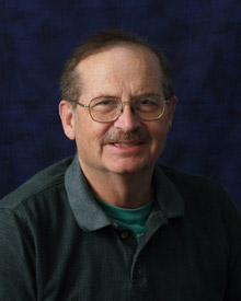 Portrait Photo of Glenn Tracy