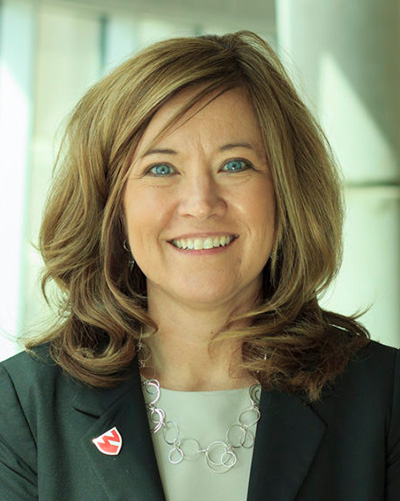 Tanya Custer Headshot